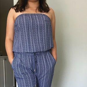 patterned sleeveless jumpsuit